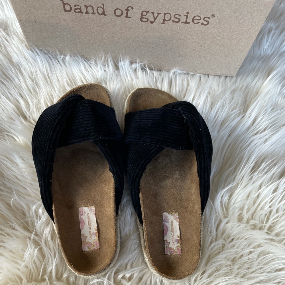 New BAND OF GYPSIES Move Over Slide Sandal - Picture 4 of 6
